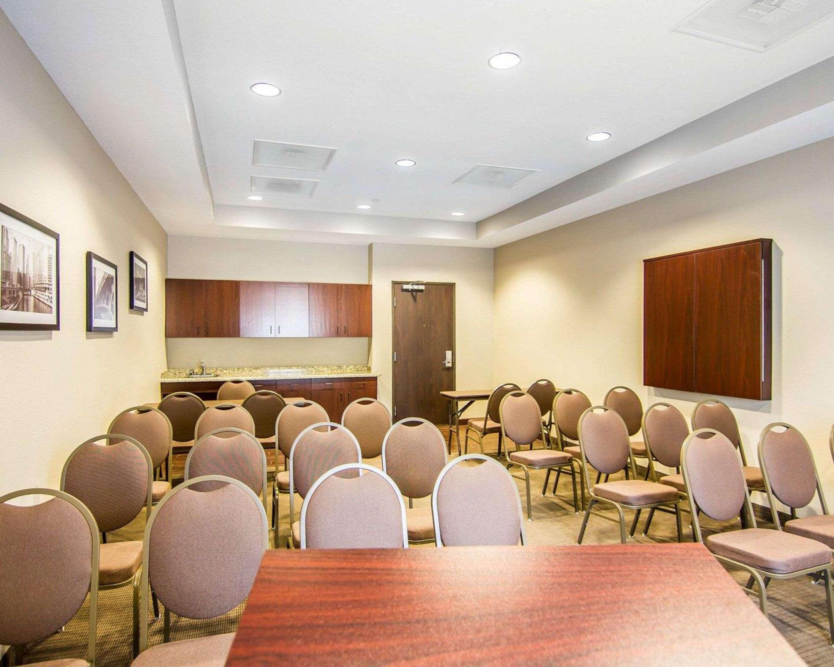 Mainstay Suites Лъфкин Екстериор снимка