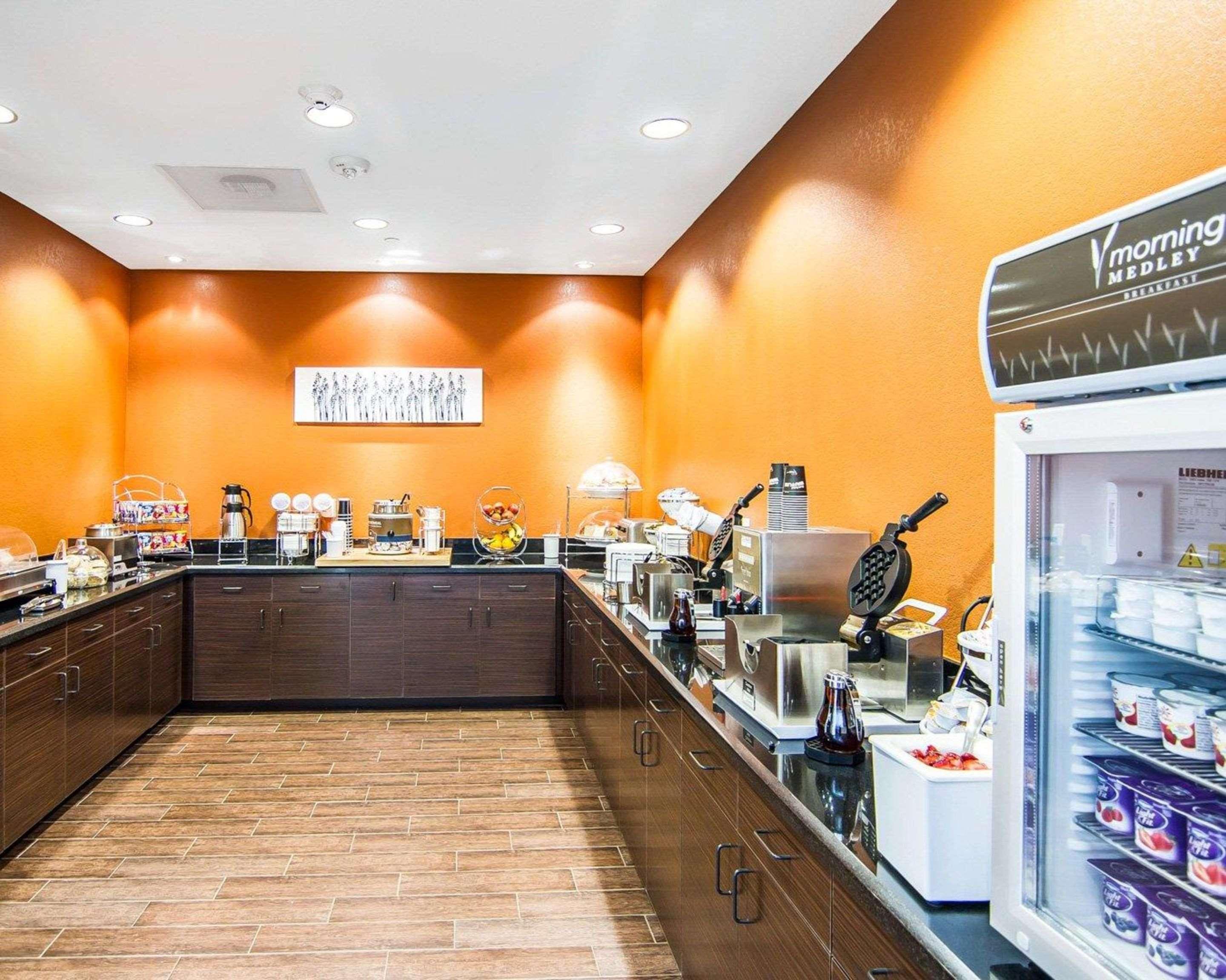 Mainstay Suites Лъфкин Екстериор снимка