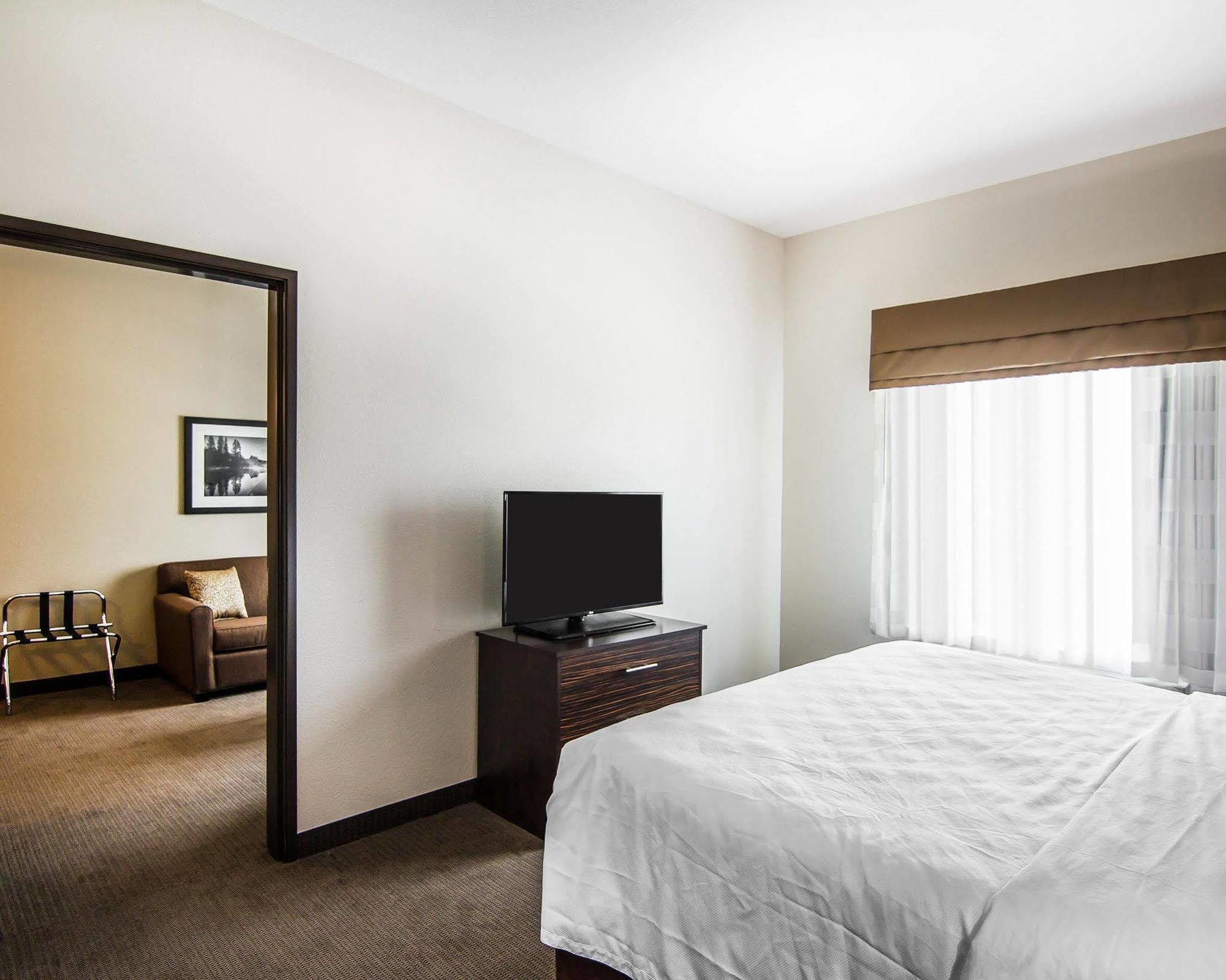 Mainstay Suites Лъфкин Екстериор снимка